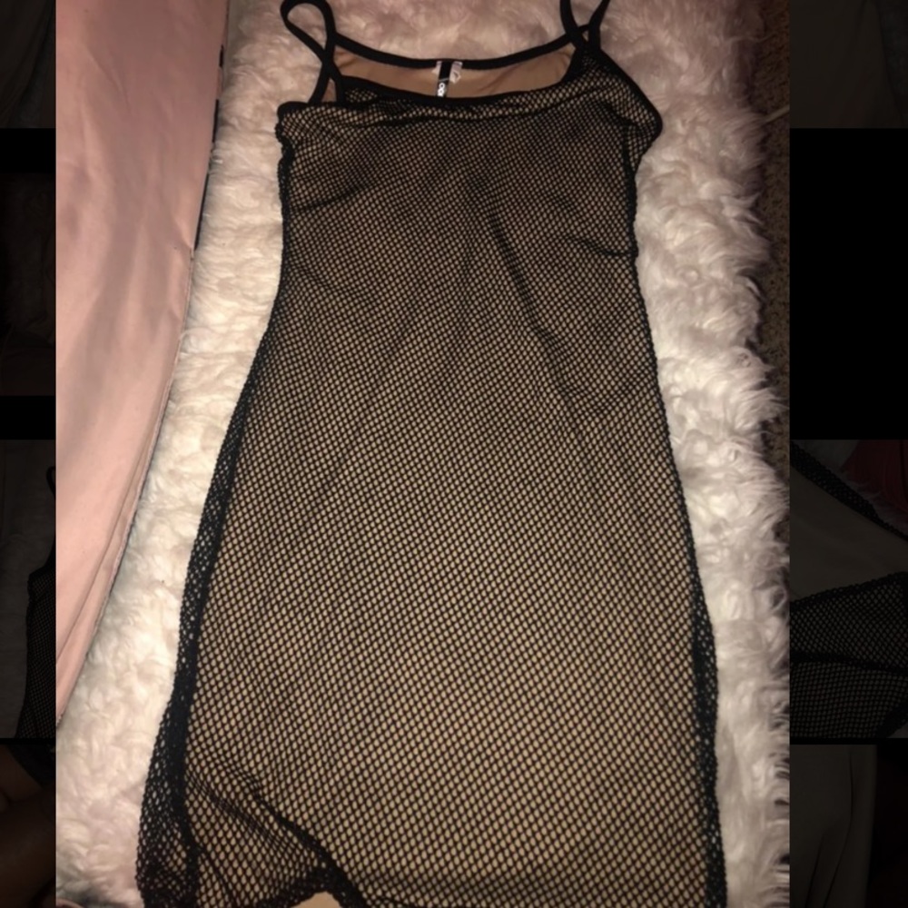 Black mesh and tan midi tank dress😛